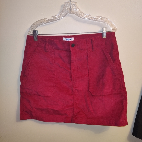 2 women's skirts - Picture 3 of 7